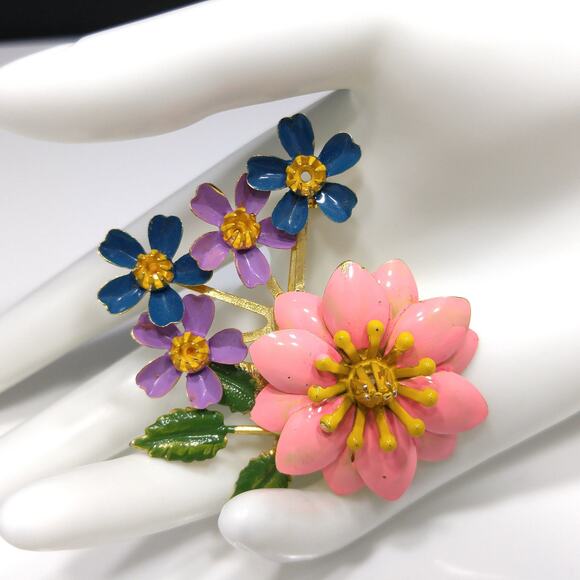 Vintage Enamel Floral Brooch, Pink Blue Lavender Gold, 1960s Jewelry - Picture 1 of 10